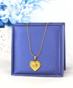 Alternative view of Heart necklace