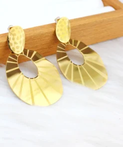 Alternative view of حلق