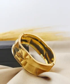 Alternative view of Bangle