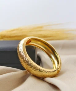 Alternative view of Bangle