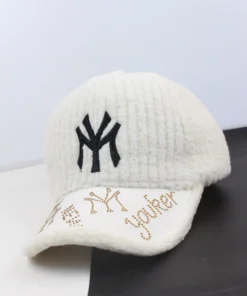Alternative view of New York Cap