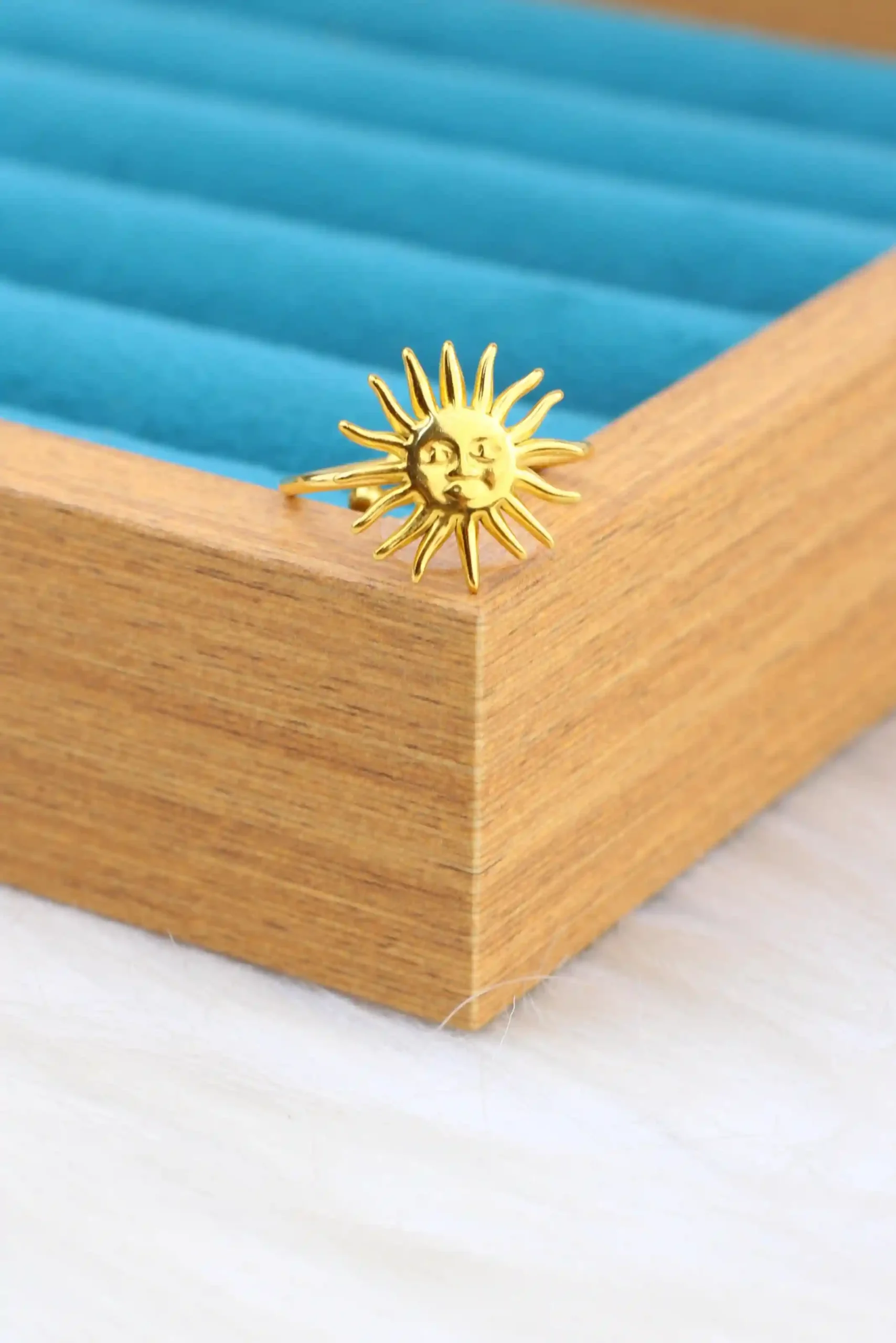 خاتم - الصورة 2