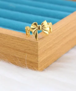 Alternative view of ring