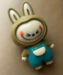 Alternative view of LABUBU