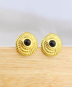 Alternative view of Simple earring