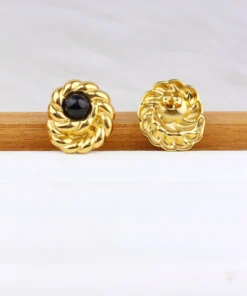 Alternative view of Simple earring