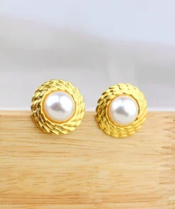 Alternative view of Simple earring