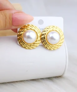 Simple earring