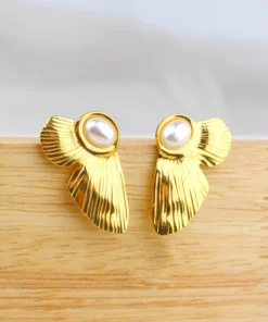 Alternative view of Simple earring