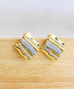 Alternative view of Simple earring